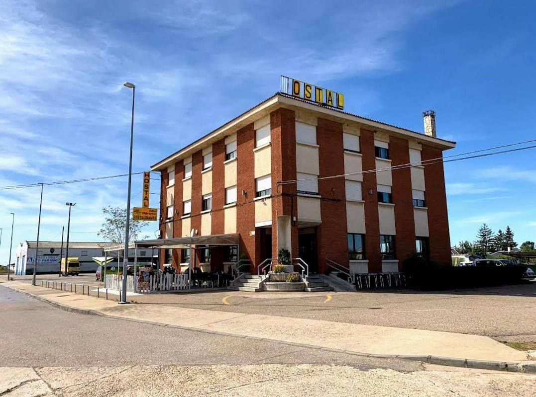 Hostal Alto Paramo Villadangos del Páramo Exterior foto